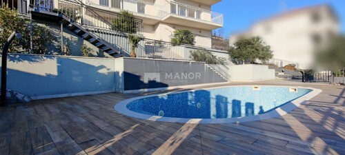 Thumbnail 6355954 - 4