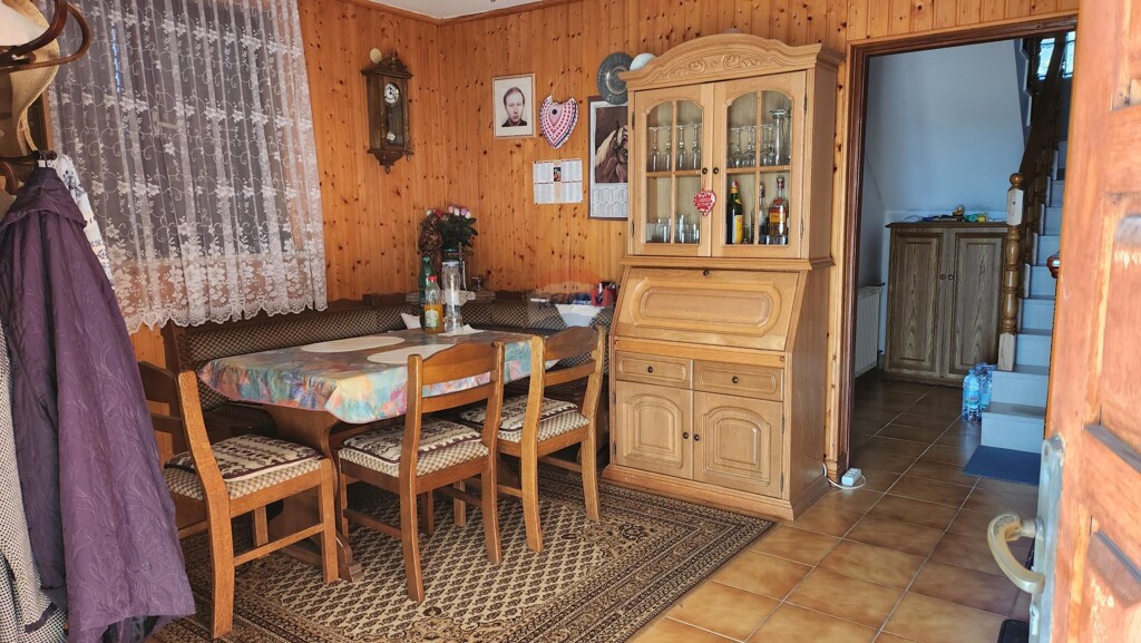 Image 6355990 - 3