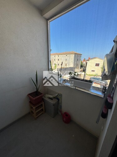 Thumbnail 6356171 - 5