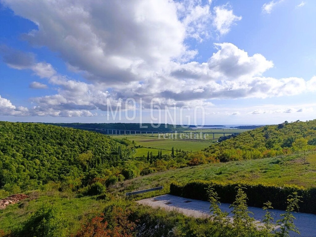 Image 6356276 - 7