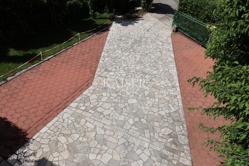 Image 6356289 - 9