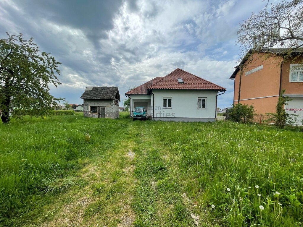Image 6356327 - 1