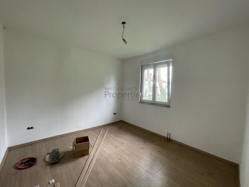 Thumbnail 6356327 - 10