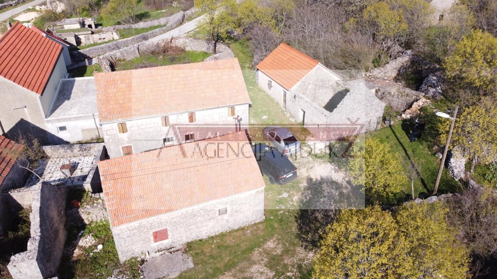 Image 6356476 - 3