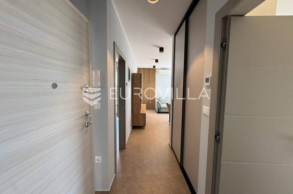 Image 6356509 - 6