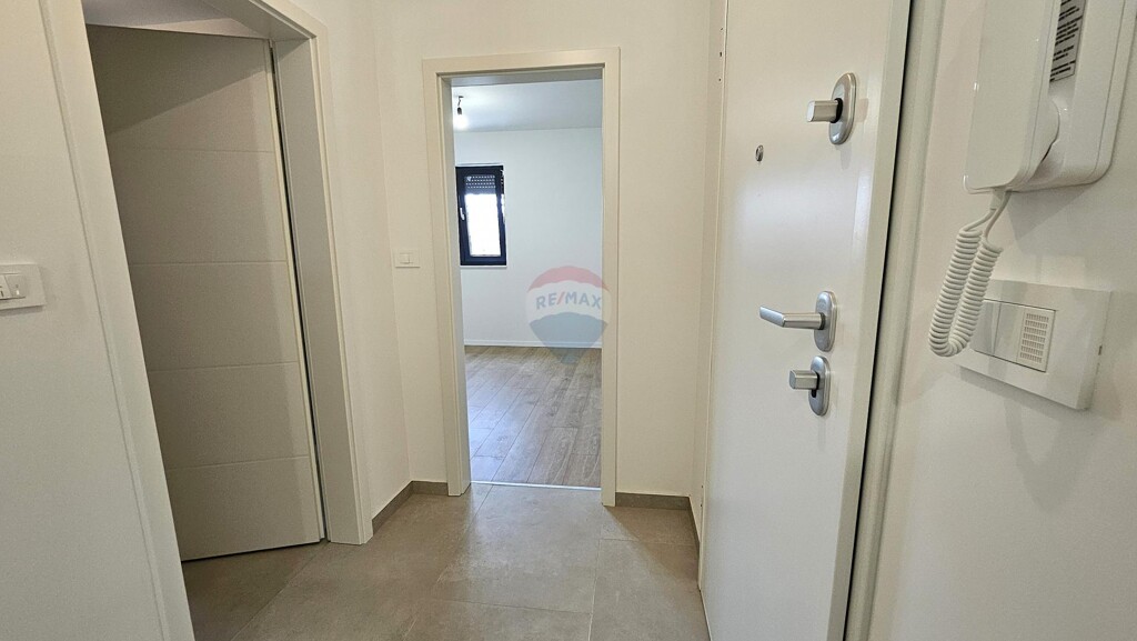 Image 6356528 - 6