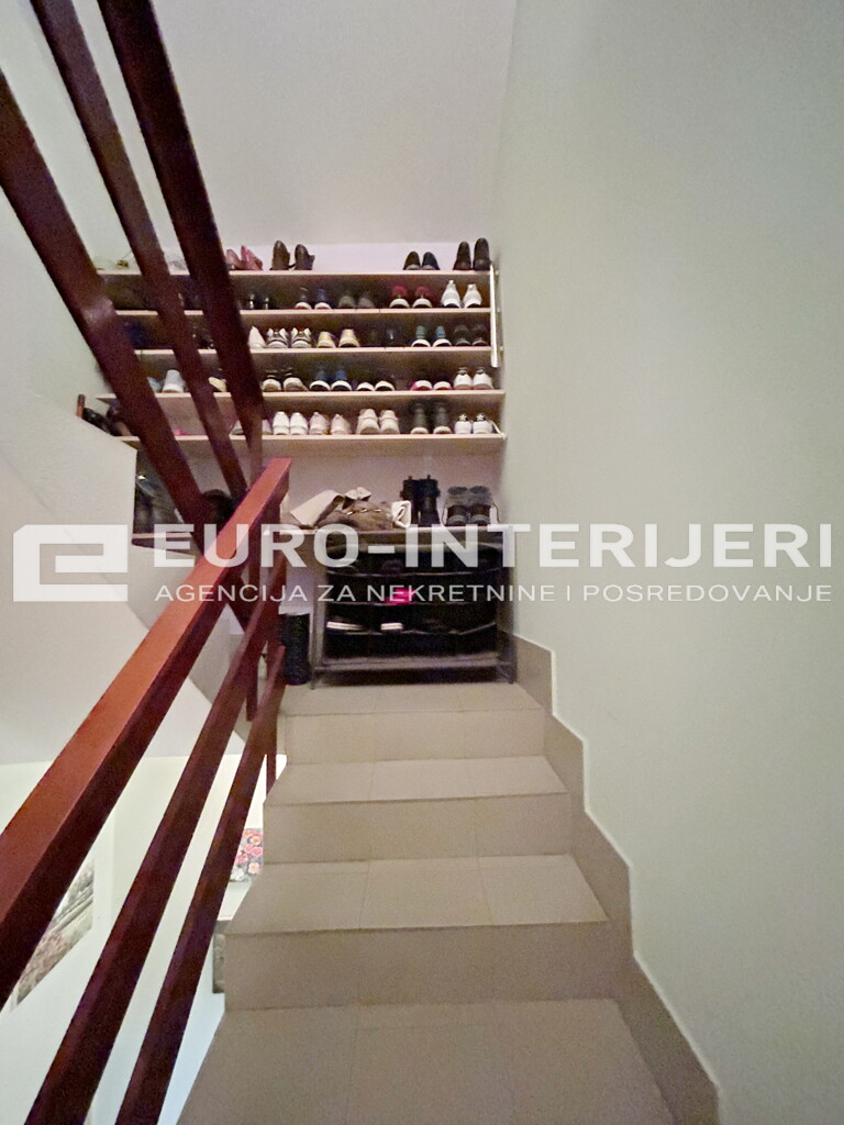 Image 6356734 - 12