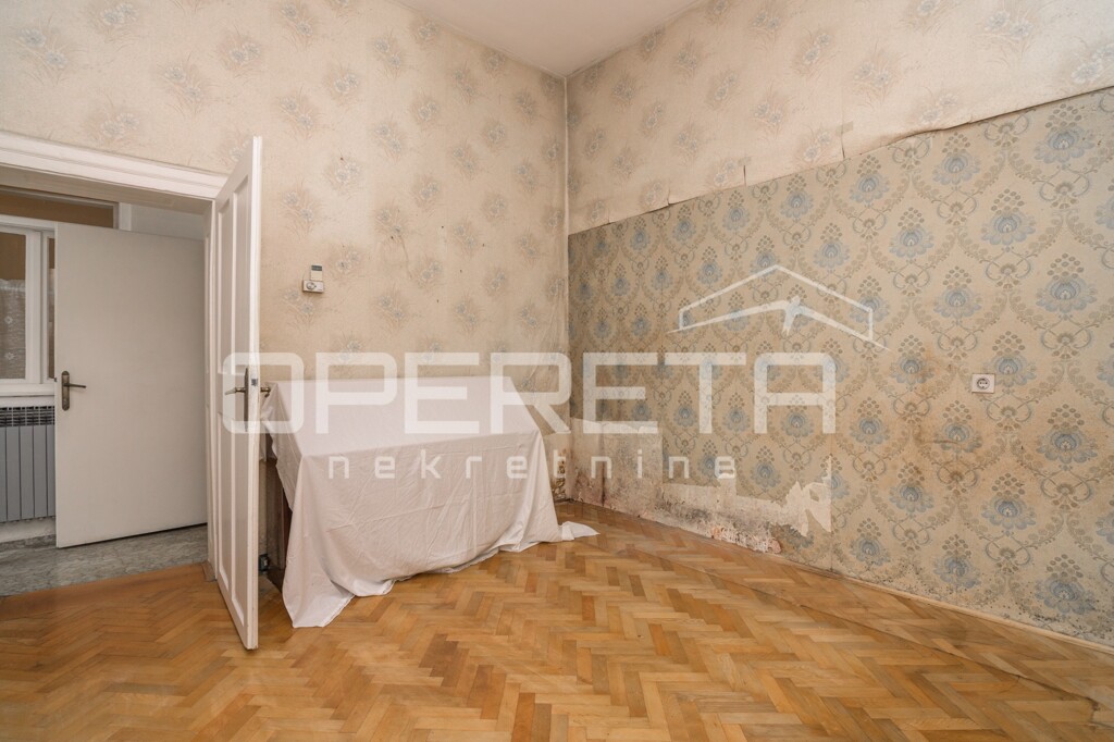 Image 6356820 - 12