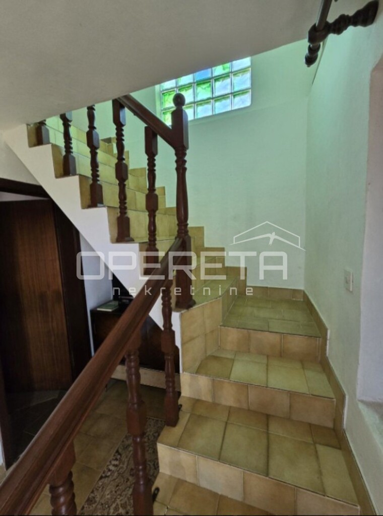 Image 6356824 - 6