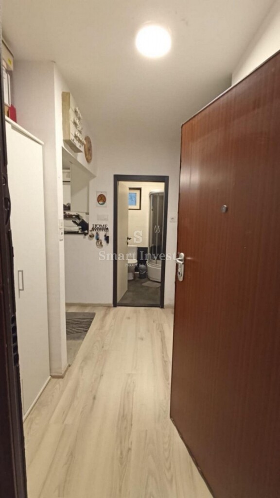 Image 6356829 - 7