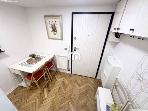 Thumbnail 6356954 - 5