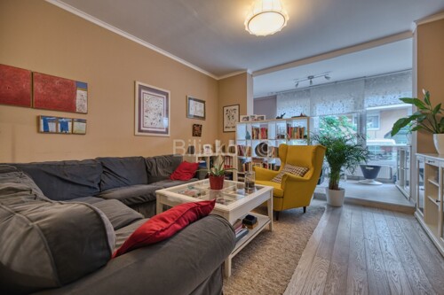 Prodaja, Zagreb, Maksimir, komforan troiposoban stan, priz., parking