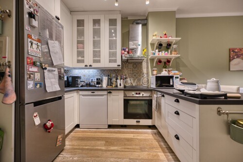 Thumbnail 6356983 - 4