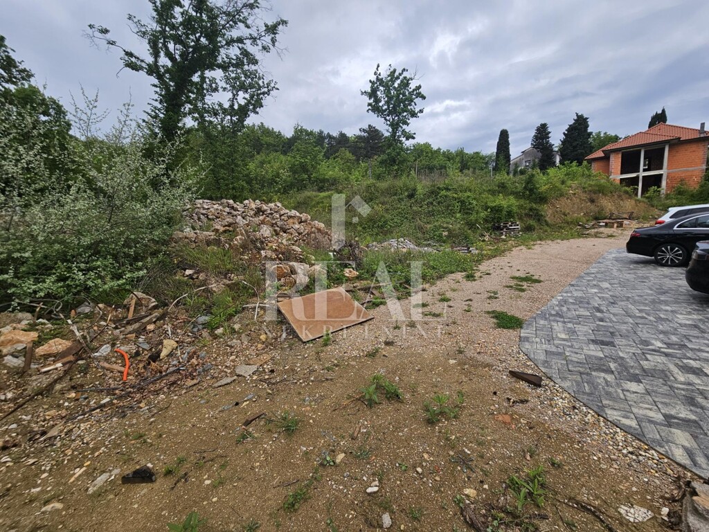 Image 6356988 - 9