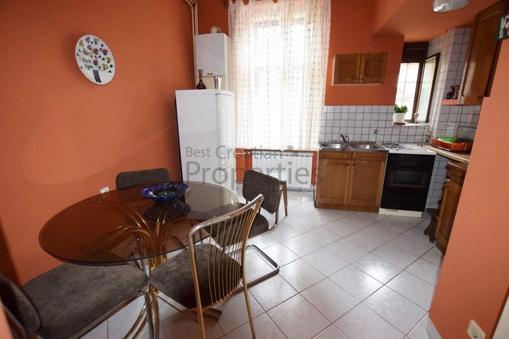 Image 6356998 - 6