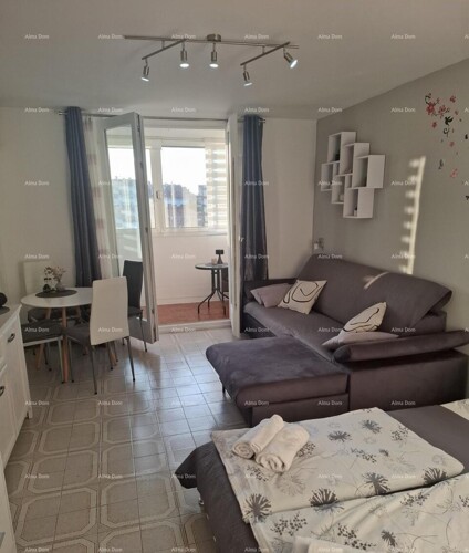 Stan UMAG, GARSONJERA, 27M2