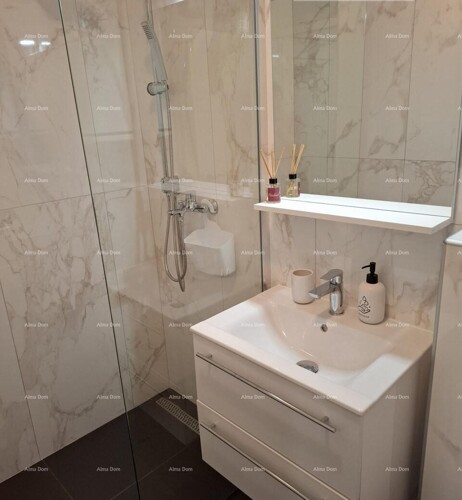 Thumbnail 6357008 - 10