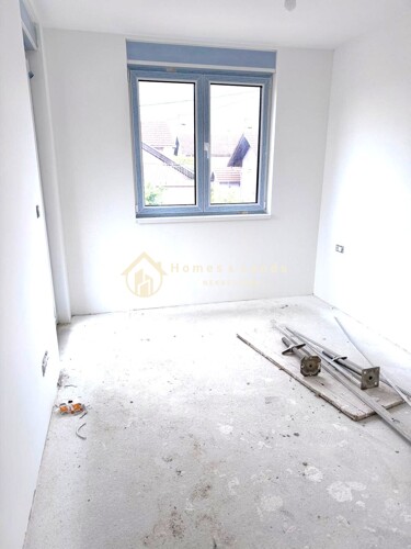 Thumbnail 6357026 - 5