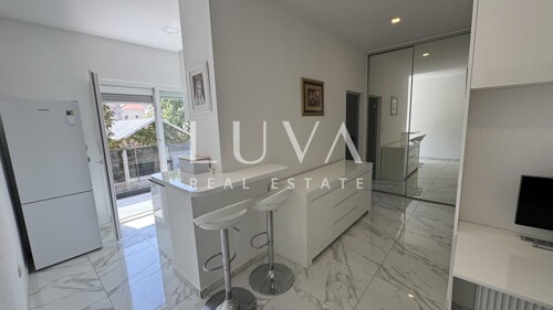 Thumbnail 6357029 - 4