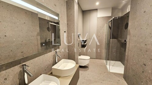 Thumbnail 6357030 - 11