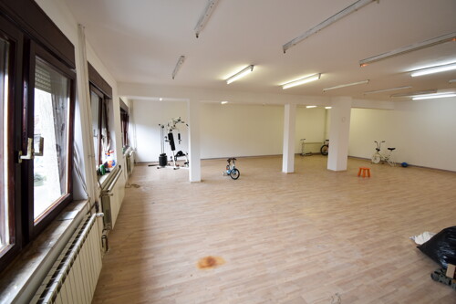 Thumbnail 6357048 - 3