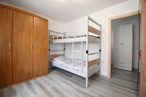 Thumbnail 6357051 - 8