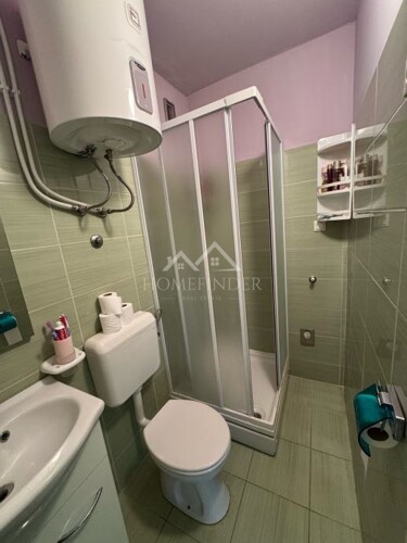 Thumbnail 6357054 - 4