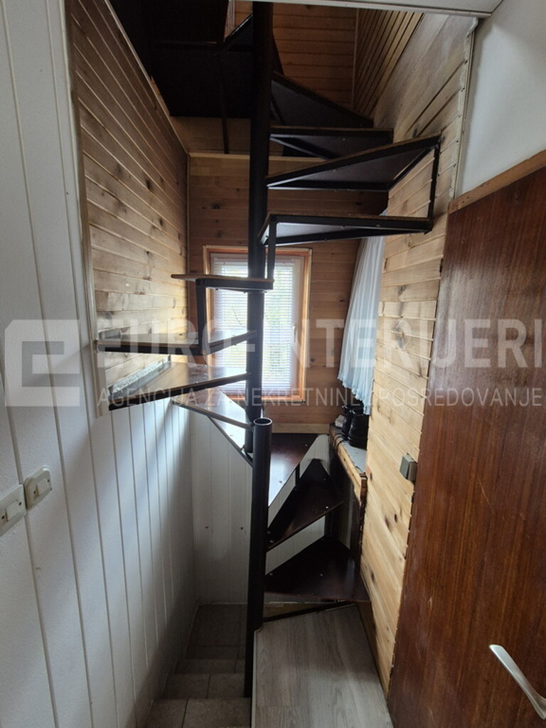 Image 6357229 - 8