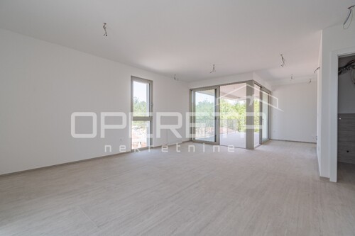 Thumbnail 6357375 - 8