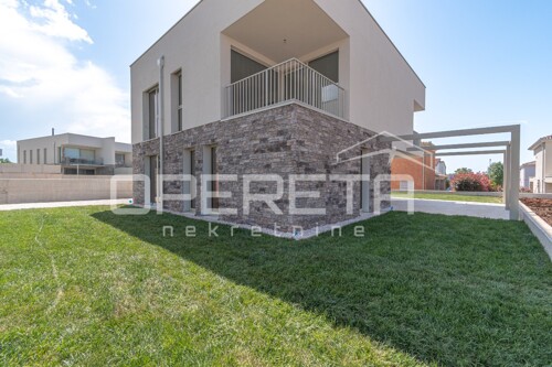 Thumbnail 6357376 - 15