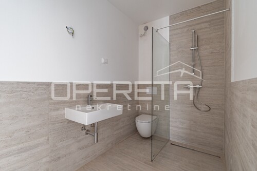 Thumbnail 6357376 - 14