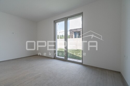 Thumbnail 6357376 - 17