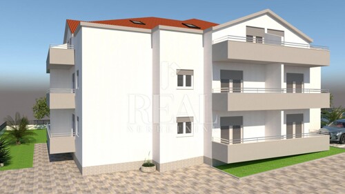 Thumbnail 6357405 - 2