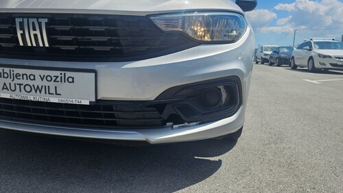 Thumbnail 6357435 - 4