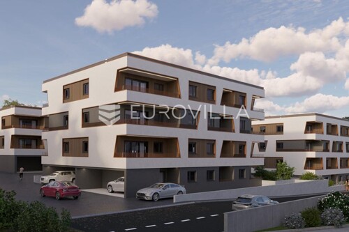 Thumbnail 6357468 - 5