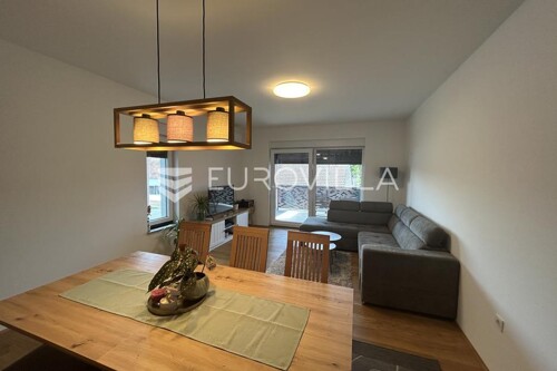 Thumbnail 6357470 - 5