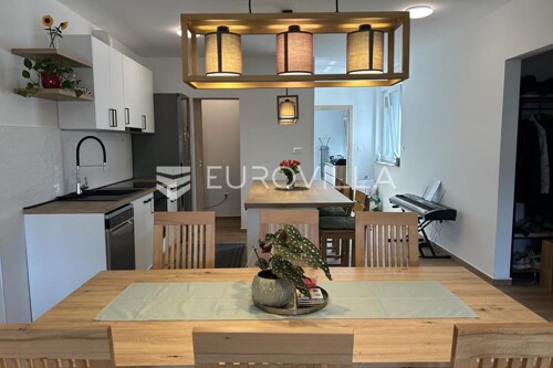 Osijek, Retfala, četverosoban stan na 1 katu, 100m2, potpuno opremljen