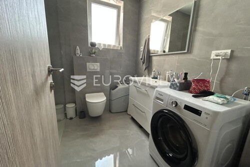 Thumbnail 6357470 - 13