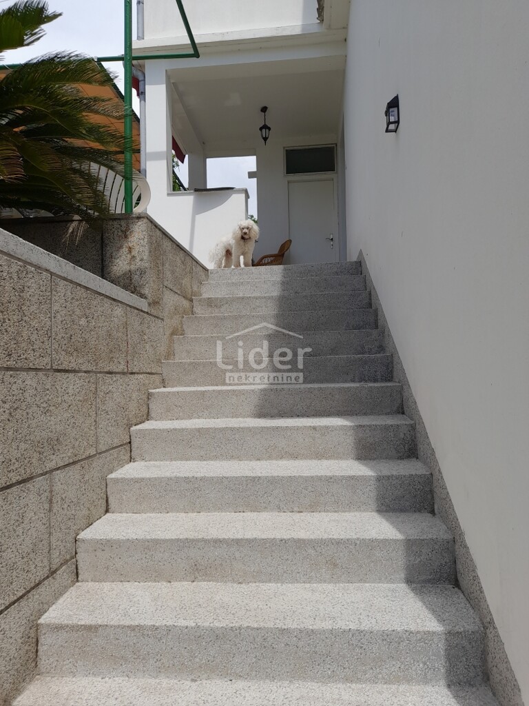 Image 6357484 - 7