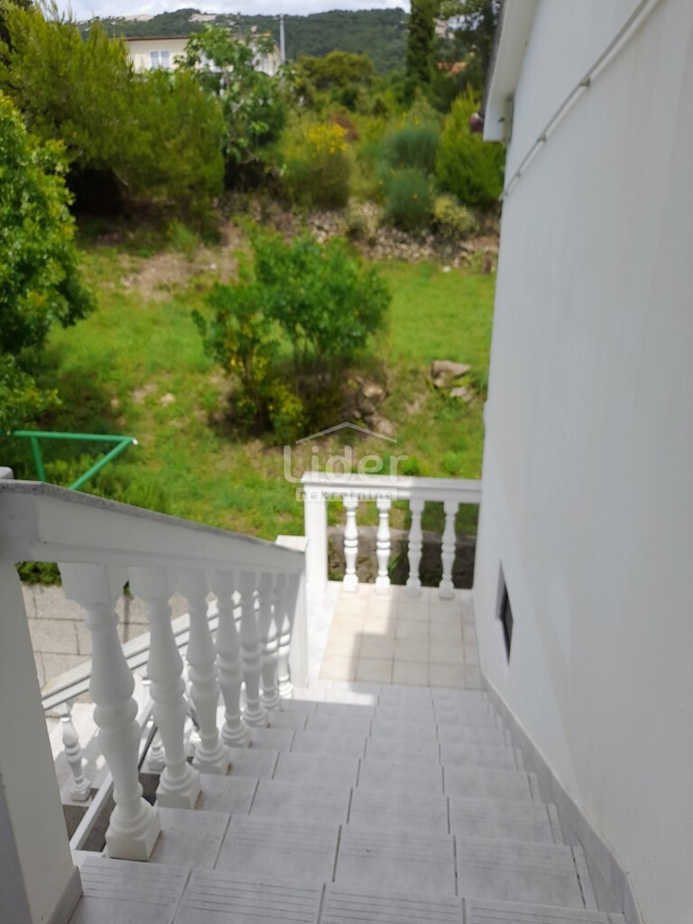 Image 6357484 - 10