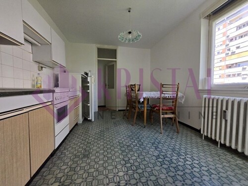 Thumbnail 6357589 - 5