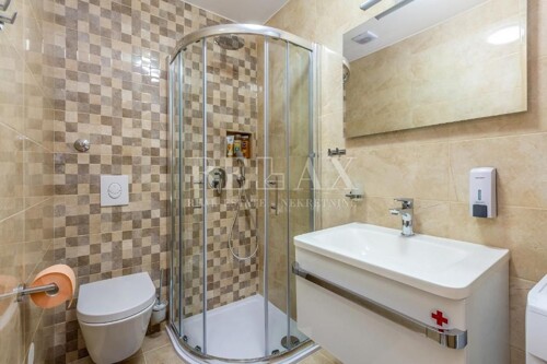 Thumbnail 6357622 - 7