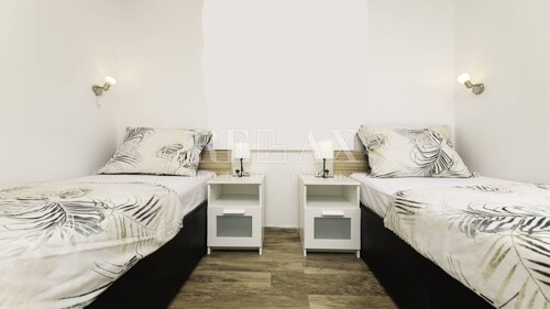 Thumbnail 6357624 - 16