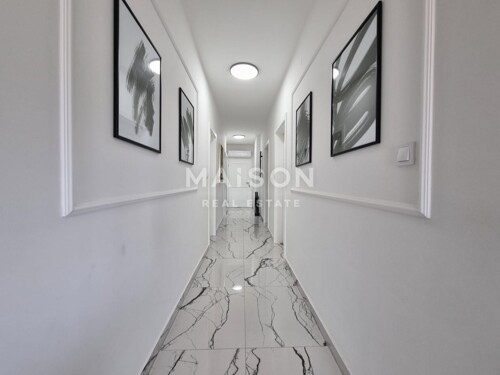 Thumbnail 6357635 - 3