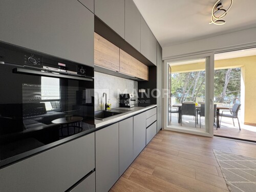 Thumbnail 6357654 - 3