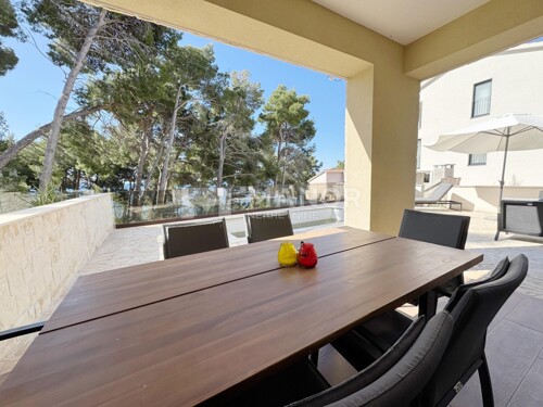 Thumbnail 6357654 - 11