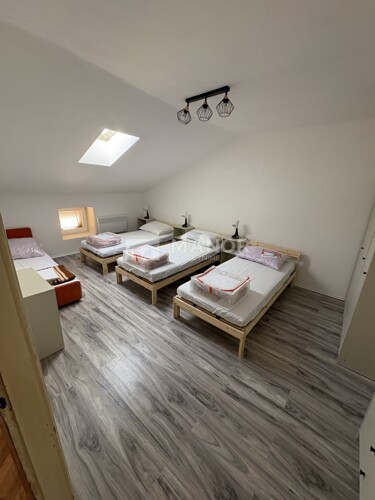 RIJEKA, BRAJDA - Prostran 4S klasični stan, uhodan posao naj