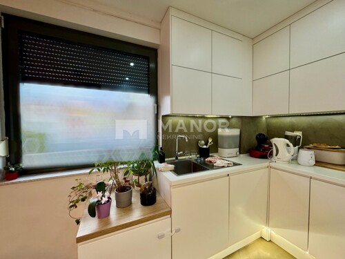 Thumbnail 6357658 - 9