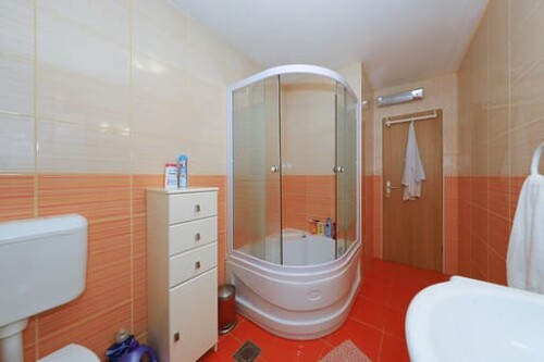 Thumbnail 6357672 - 23