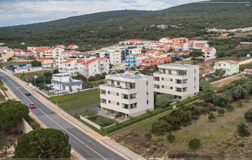 Thumbnail 6357684 - 7